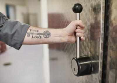 Dussmann situatives Shooting in der Großküche, Kantine, Unternehmensfotografie, Firmenfotografie - Veganuary